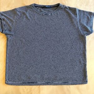 Brandy Melville one size stripe t-shirt